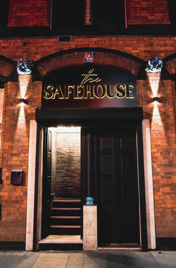 The Club House, Liverpool's Party Pad Sleeps 10! * Liverpool