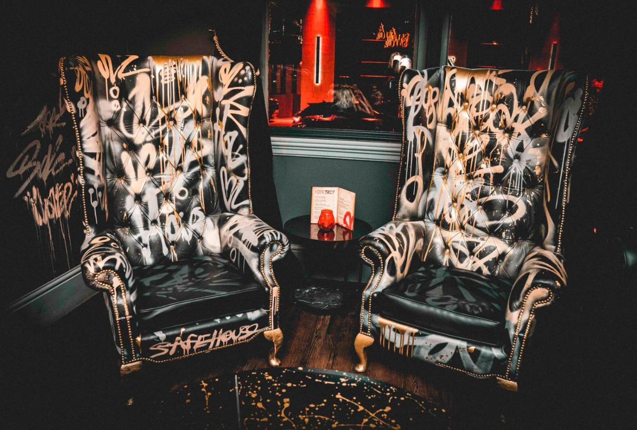 The Club House, Liverpool's Party Pad Sleeps 10! *
