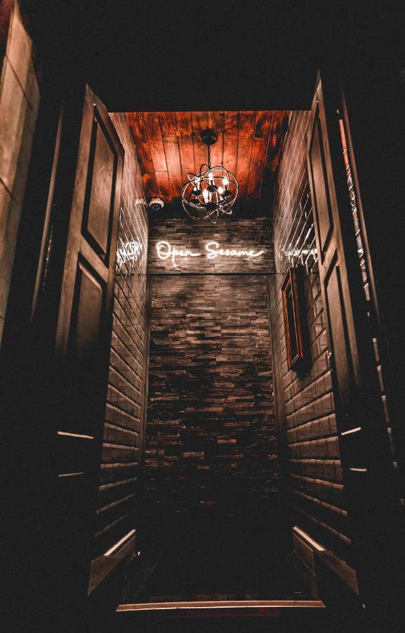 The Club House, Liverpool's Party Pad Sleeps 10!