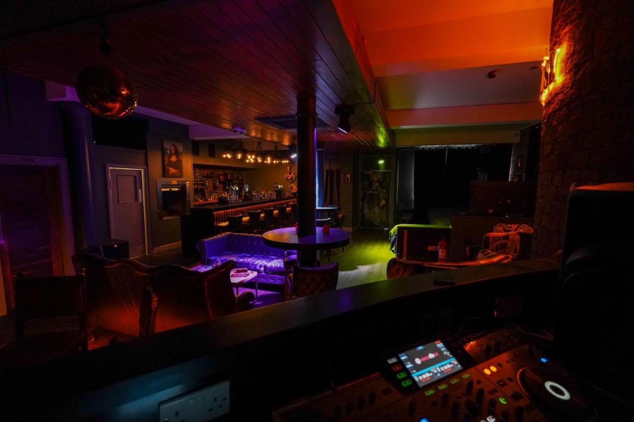 The Club House, Liverpool's Party Pad Sleeps 10! Aparthotel Liverpool
